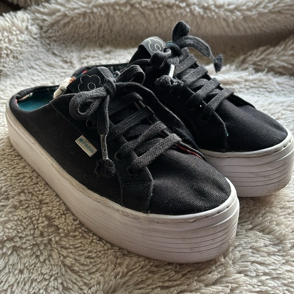 FARM Rio Blake Slip On Platform Sneakers Size 6 US - Picture 2 of 8